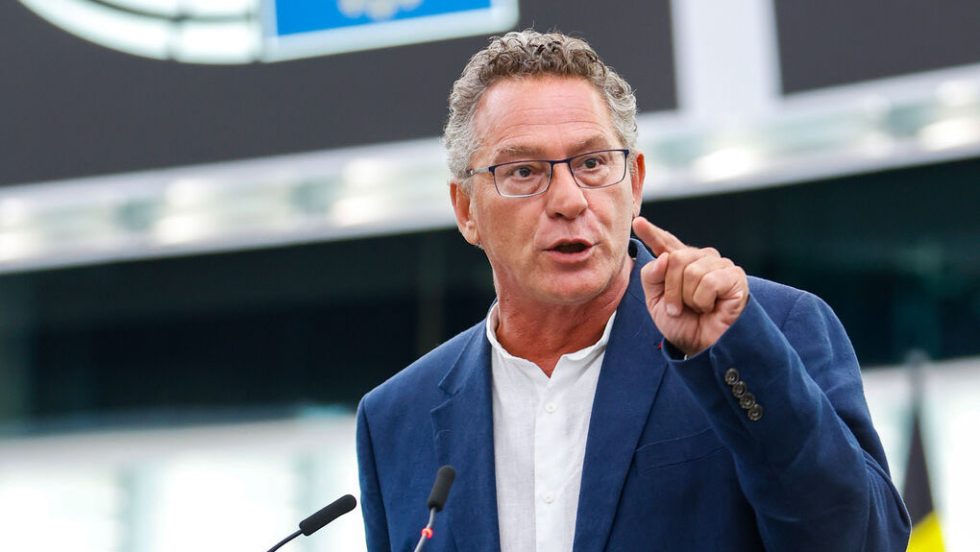 Αρβανίτης προς Κομισιόν: «Κόκκινη Γραμμή» η προστασία της φέτας ΠΟΠ στο διεθνές εμπόριο